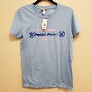 NWT Wholesome Smith & Wesson Gal T-Shirt - XL